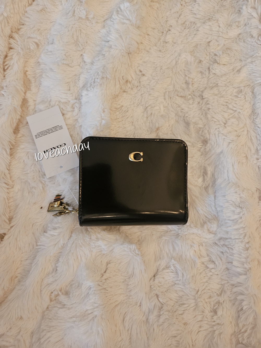 Coach☆Polished Black Leather Small Wallet with Signature 'C'